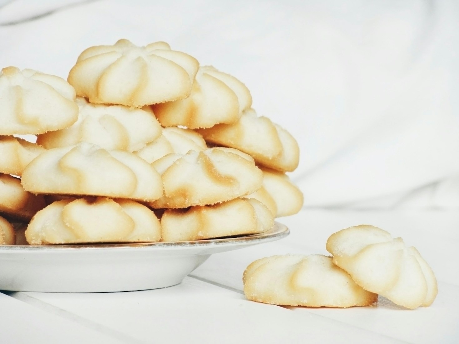 Sekrety idealnego ciasta: porady młodego mistrza